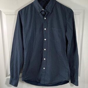 H&M blue slim fit dress shirt style button up collared polo w/ white polkadots